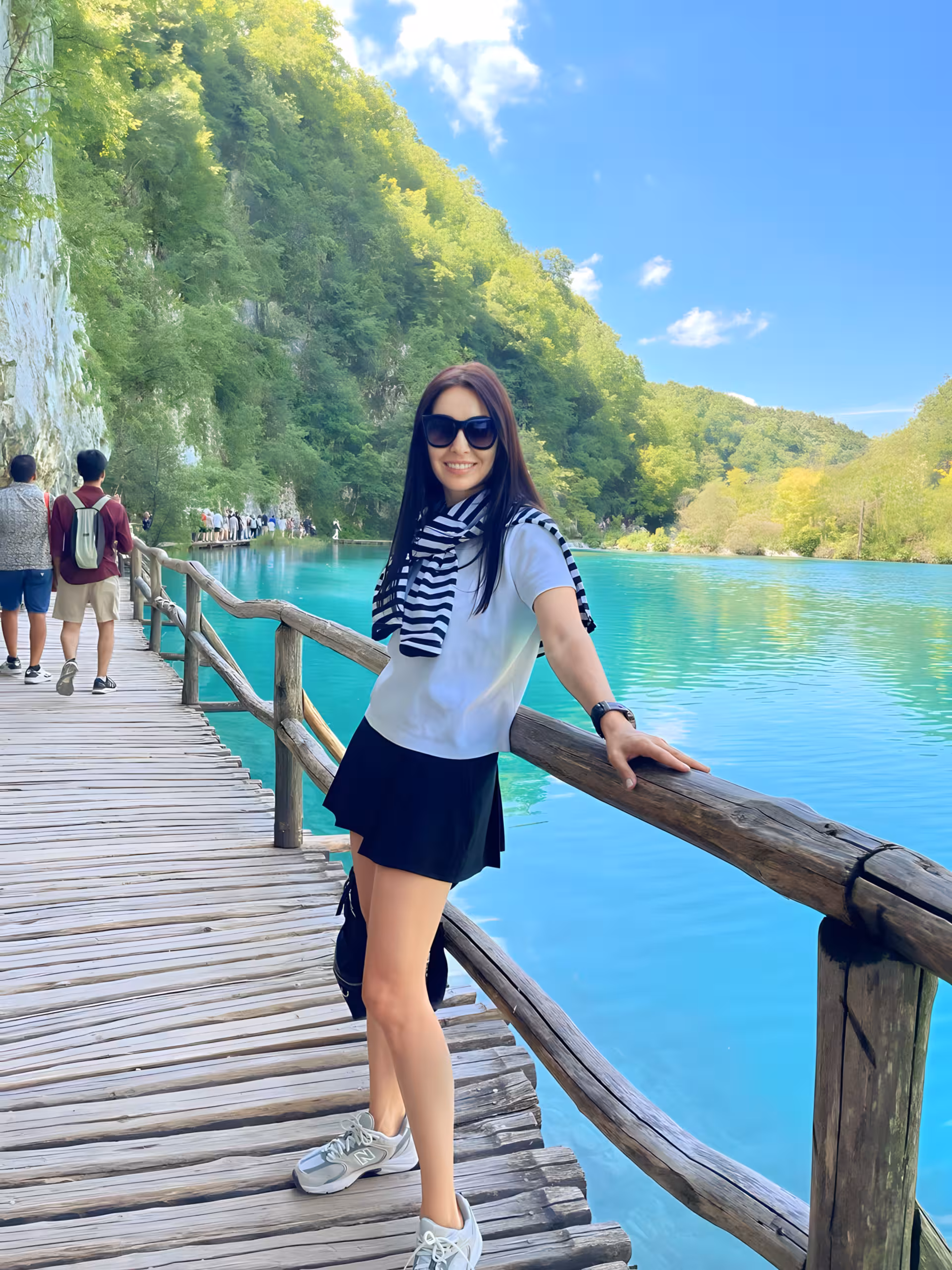 Maria how to get a date for a wedding