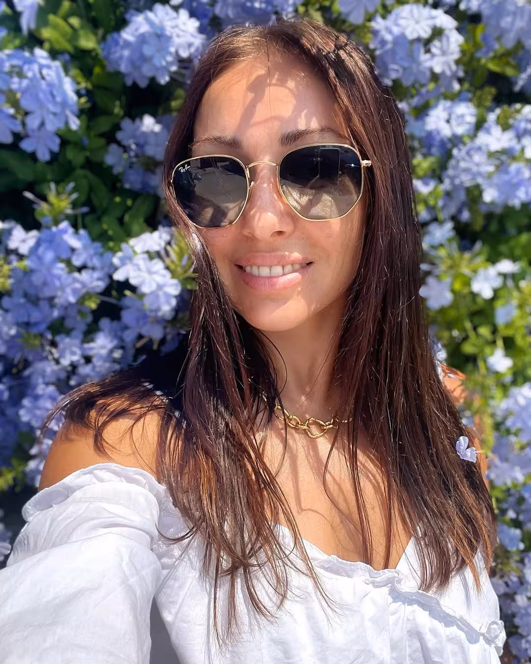 Maria how to get a date for a wedding