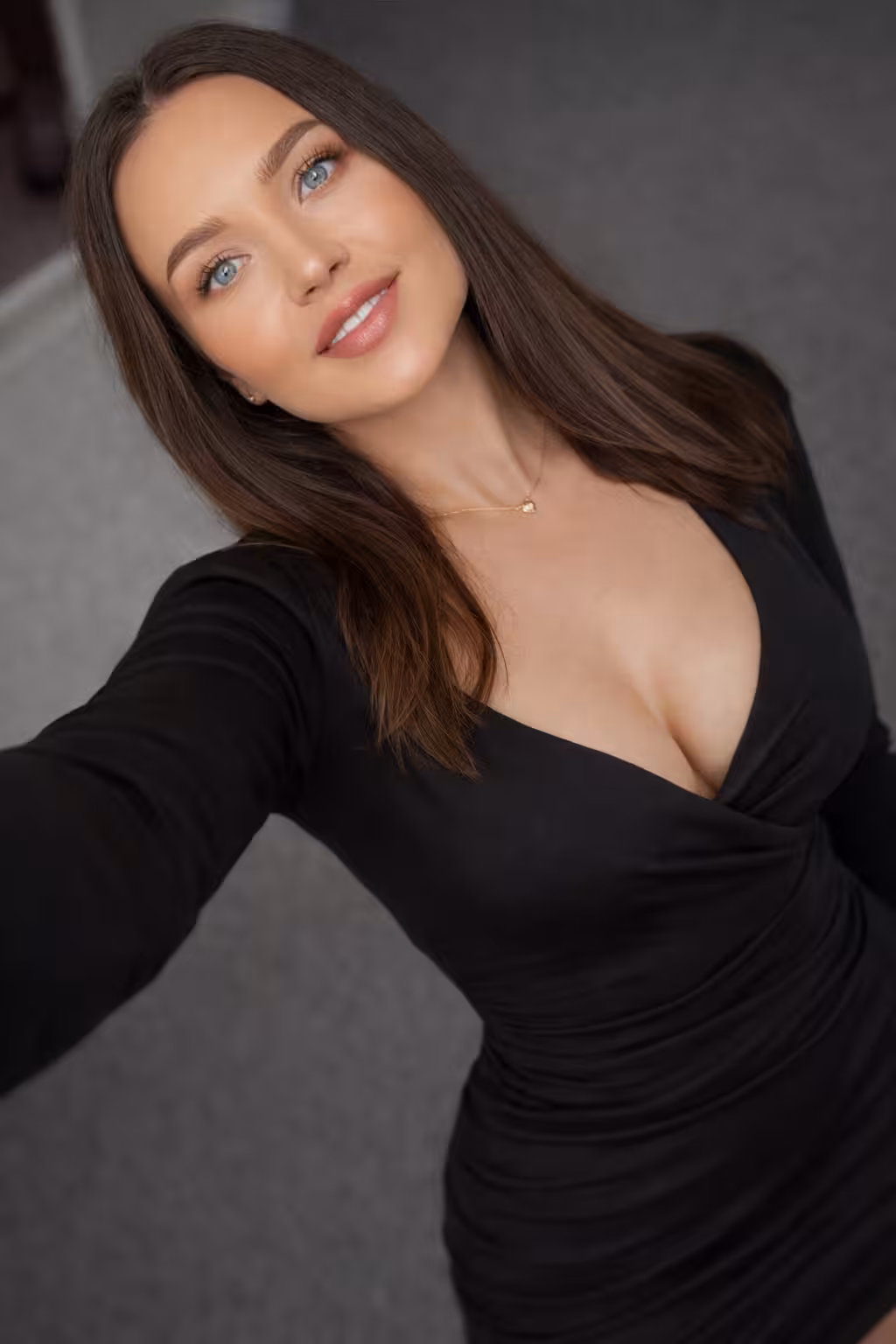 Elena legitimate russian bride service