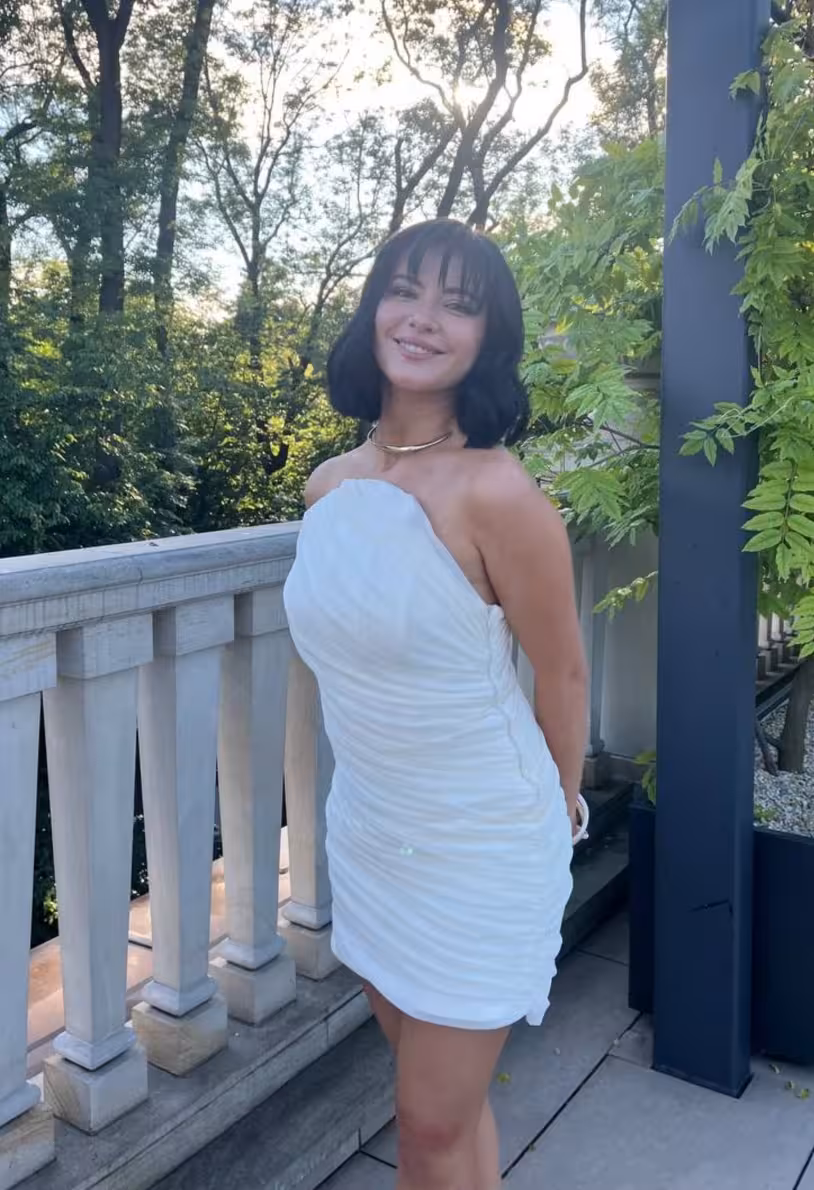 Kristina 27 yo from Kyiv  Ukraine I'm a mesmerizing bride looking for my future husband