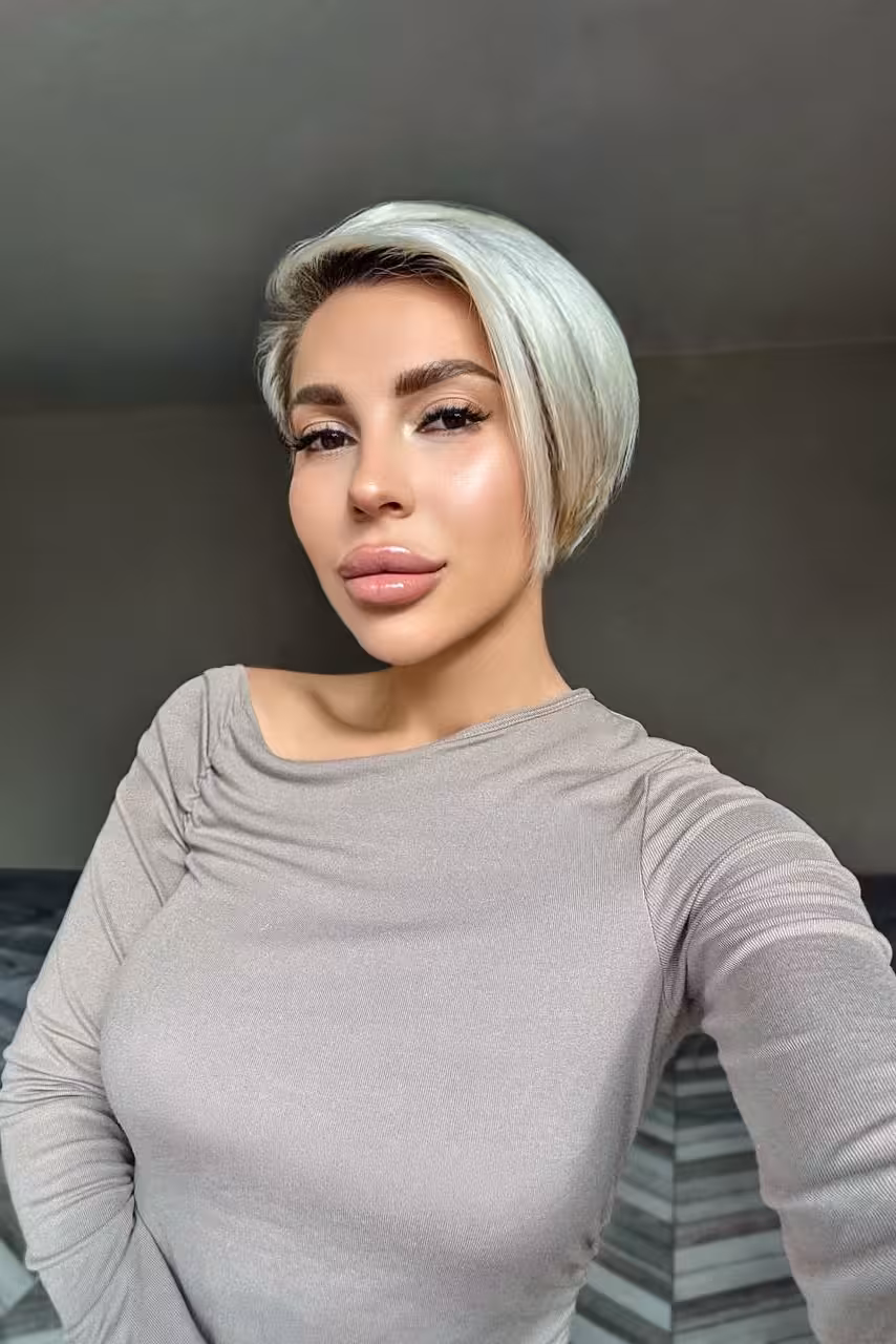 Alenka 30 yo from Kyiv  Ukraine I'm an awesome bride ready to meet my king forever