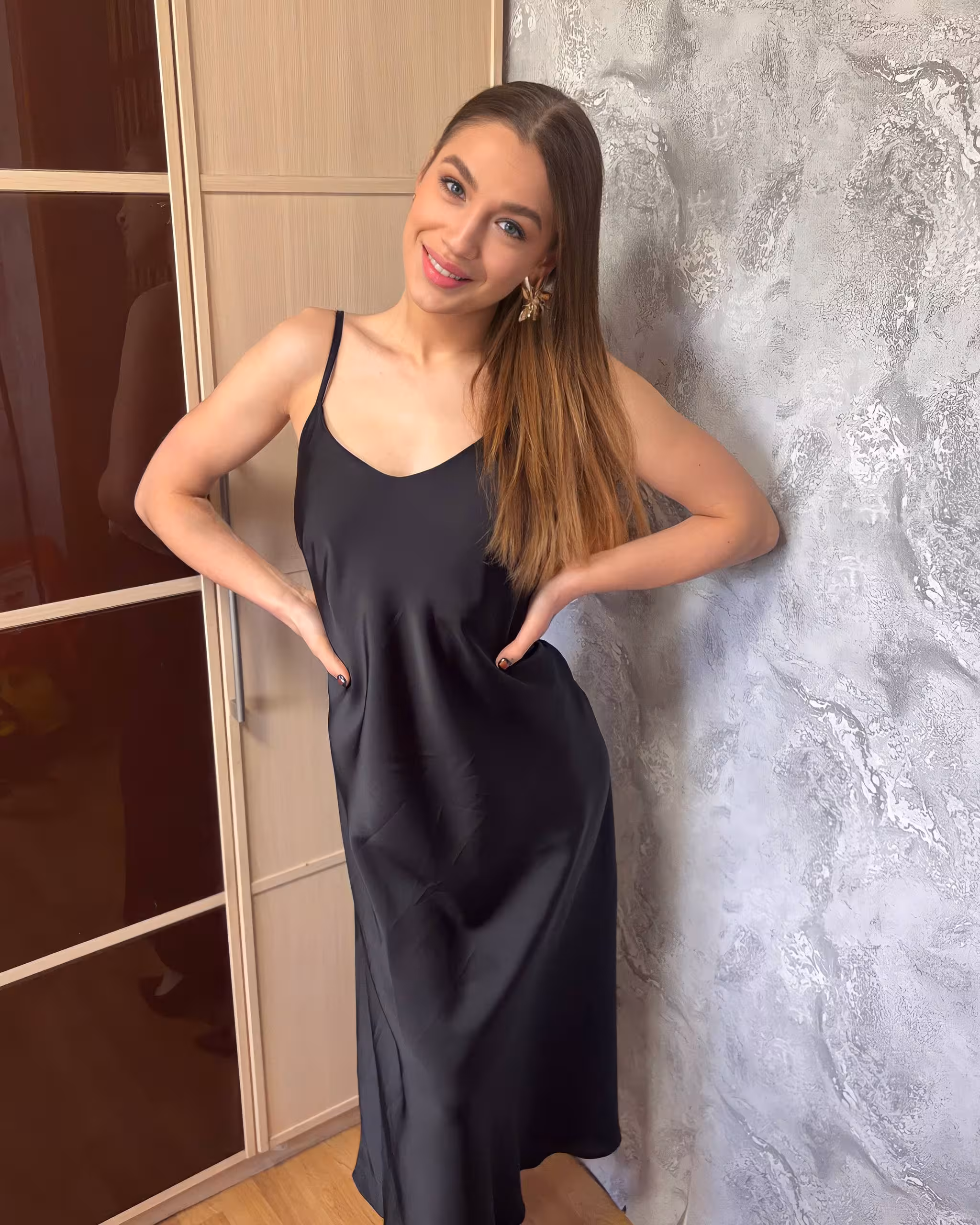 Kateryna 19 yo from Kyiv Ukraine I'm an awesome bride who needs my protector