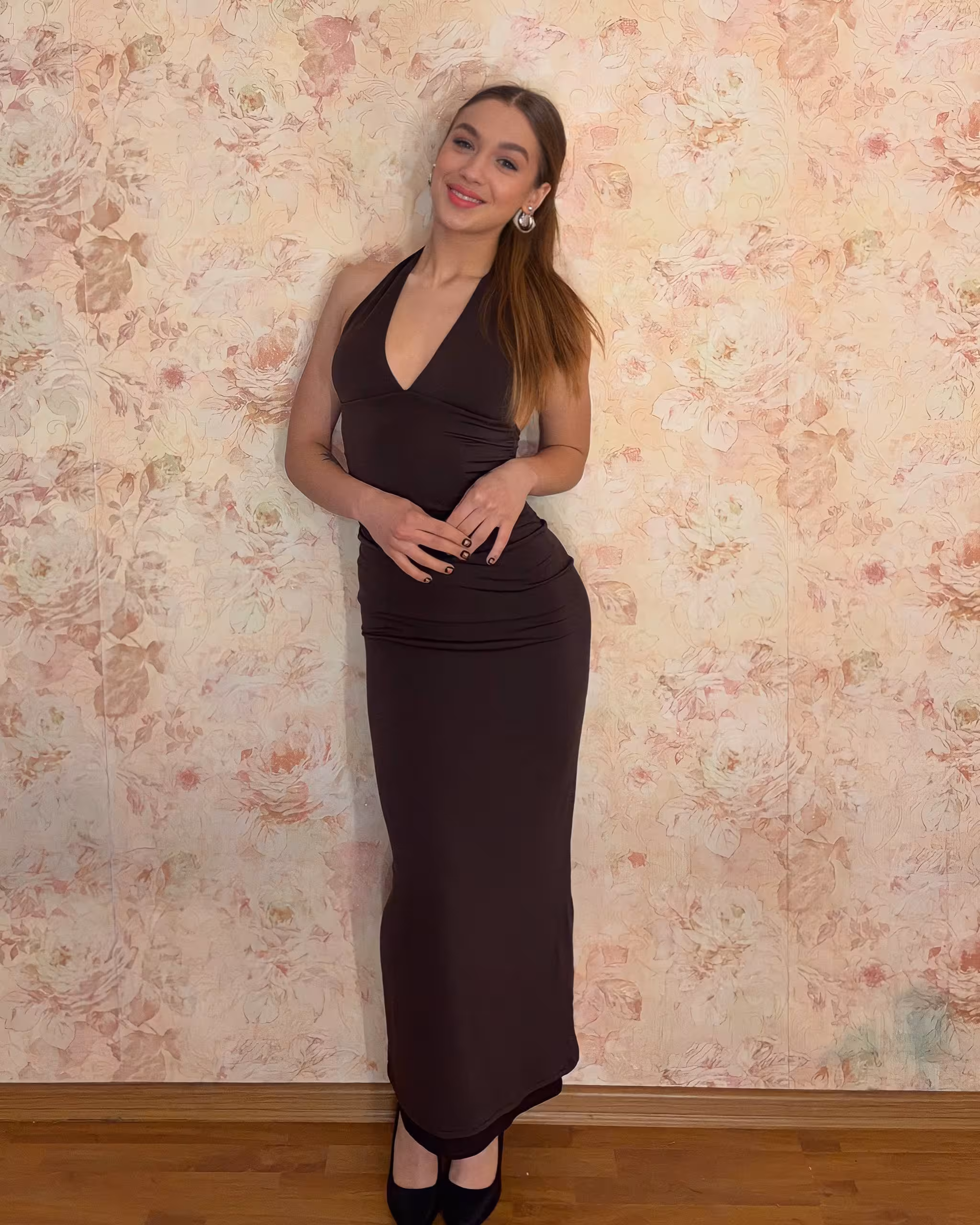 Kateryna 19 yo from Kyiv Ukraine I'm an awesome bride who needs my protector