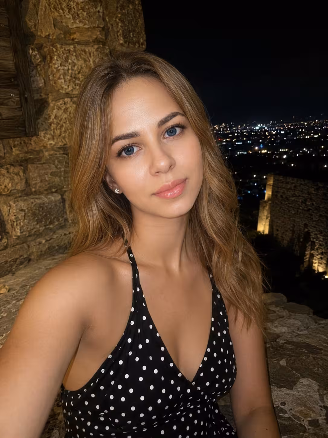 Olena 31 yo from Dnipro Ukraine I'm an elegant bride wanting to find my king and soulmate