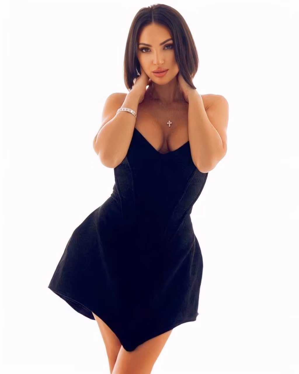 Kate 32 Lviv Ukraine I'm a captivating bride who wants my protector man