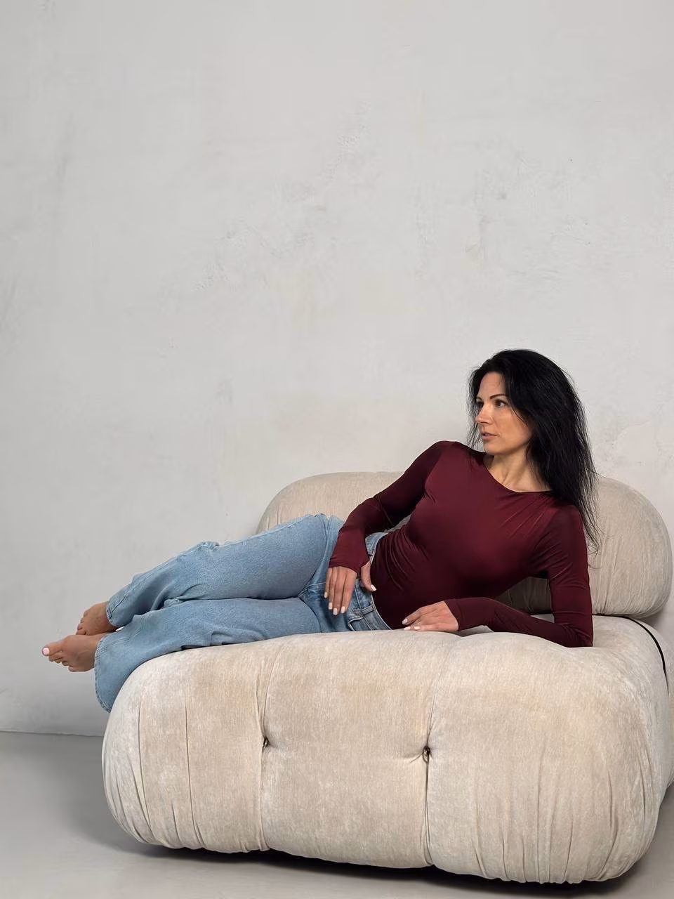 Yaroslava 43 Kyiv Ukraine I'm a charming bride wanting to find my soulmate and best friend