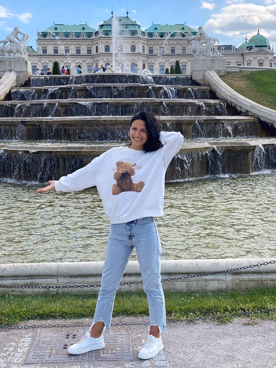 Yaroslava 43 Kyiv Ukraine I'm a charming bride wanting to find my soulmate and best friend