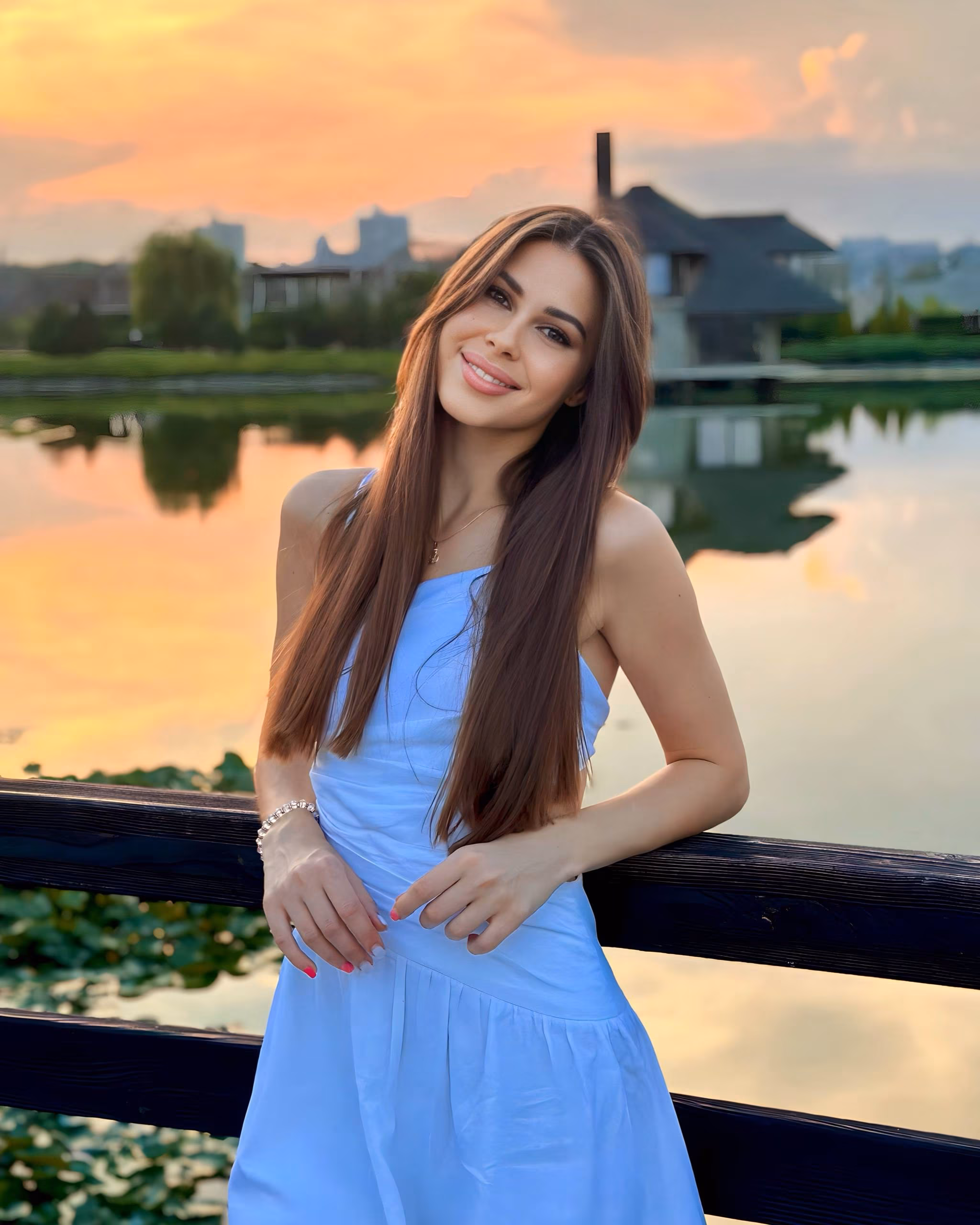 Diana 25 Dnipro  Ukraine I'm a delightful bride ready to meet my soulmate