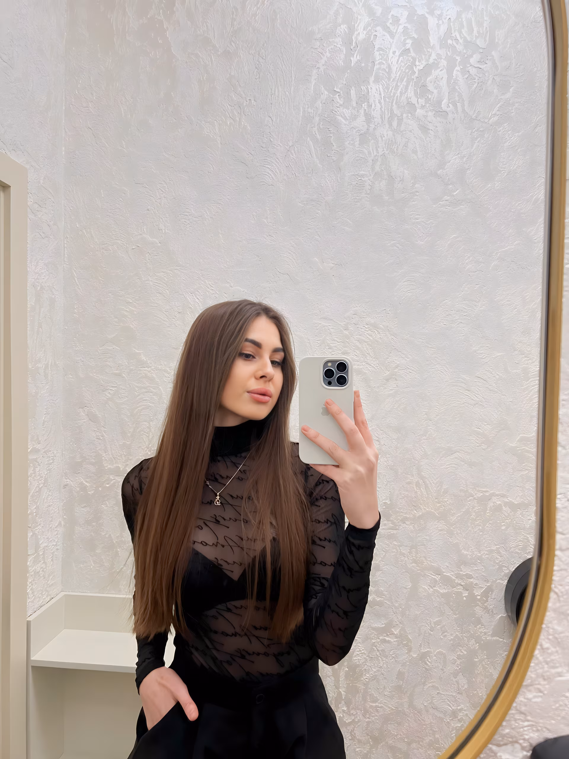 Diana 25 Dnipro  Ukraine I'm a delightful bride ready to meet my soulmate