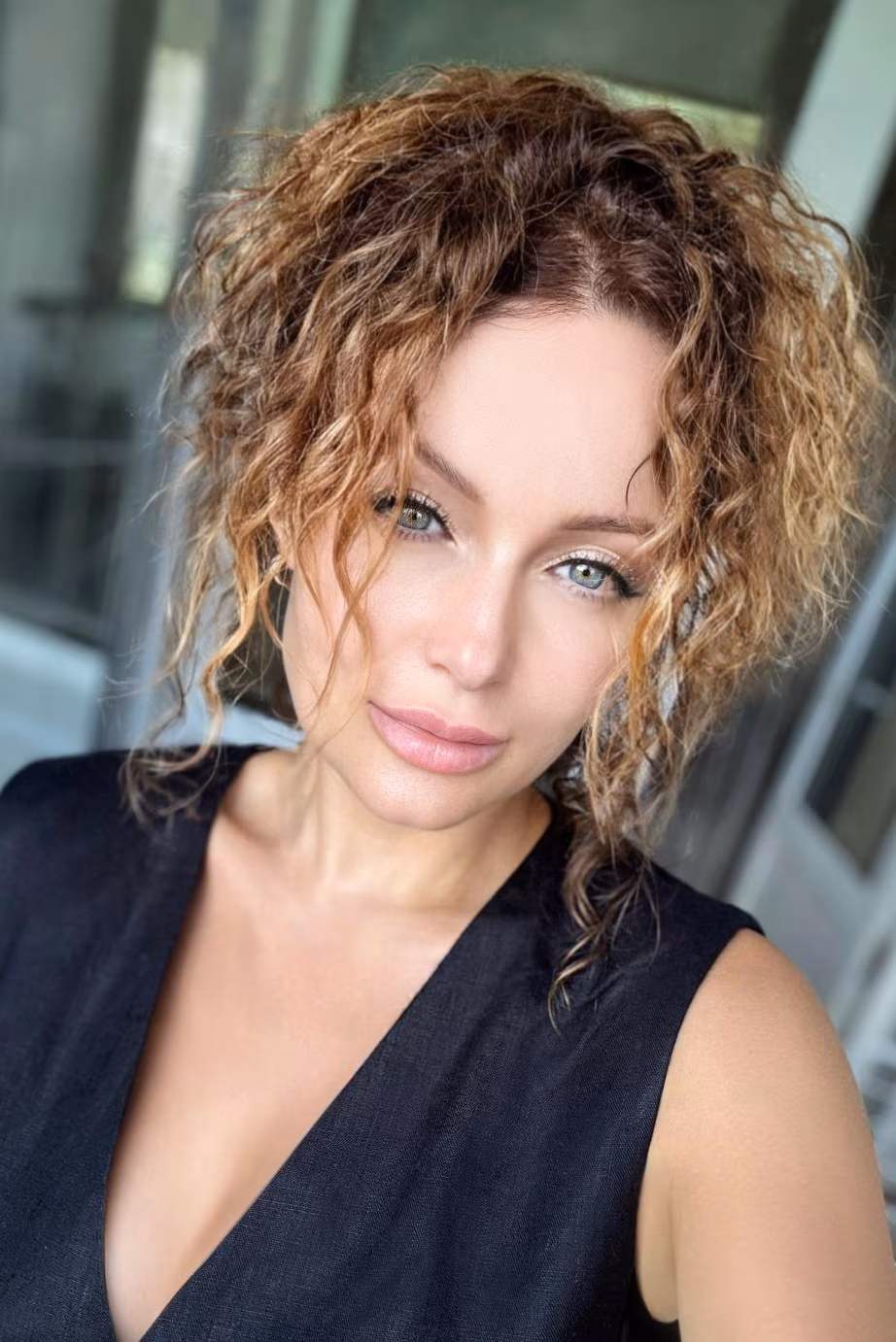 Anna 39 Kyiv  Ukraine I'm a fabulous bride searching for my match