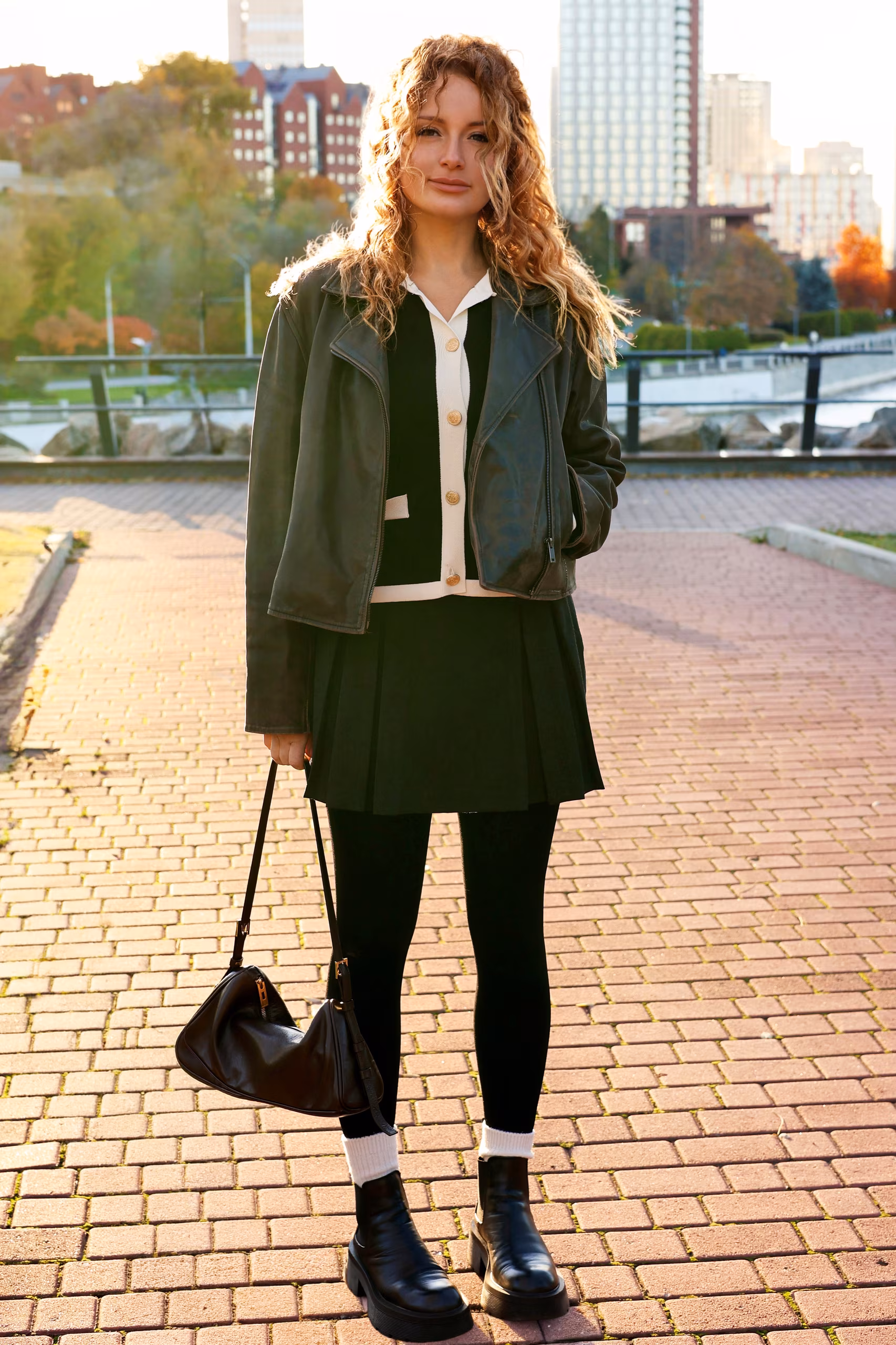 Anna 39 Kyiv  Ukraine I'm a fabulous bride searching for my match