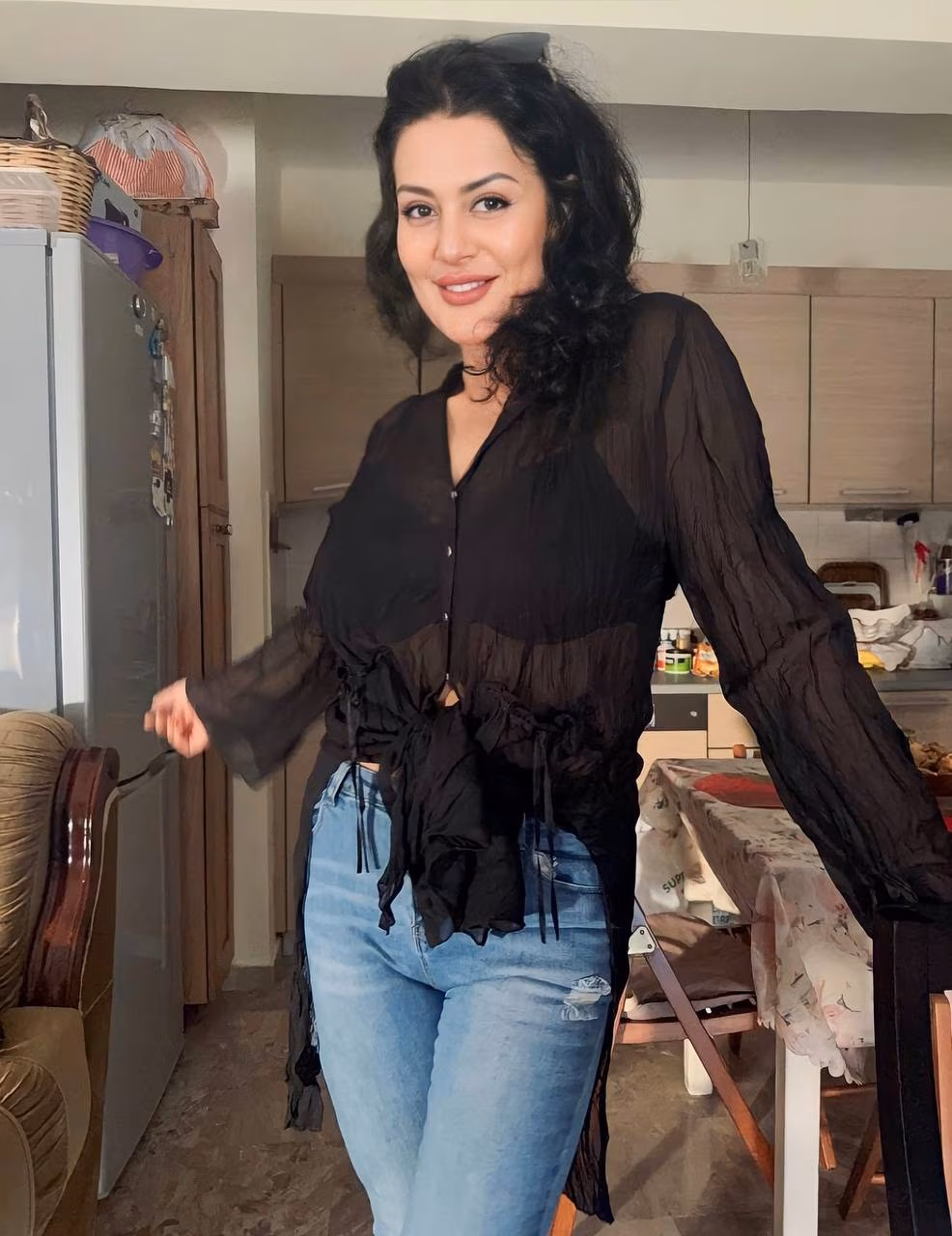 Marta 47 Athens Greece I'm a glowing bride wanting to find my protector forever