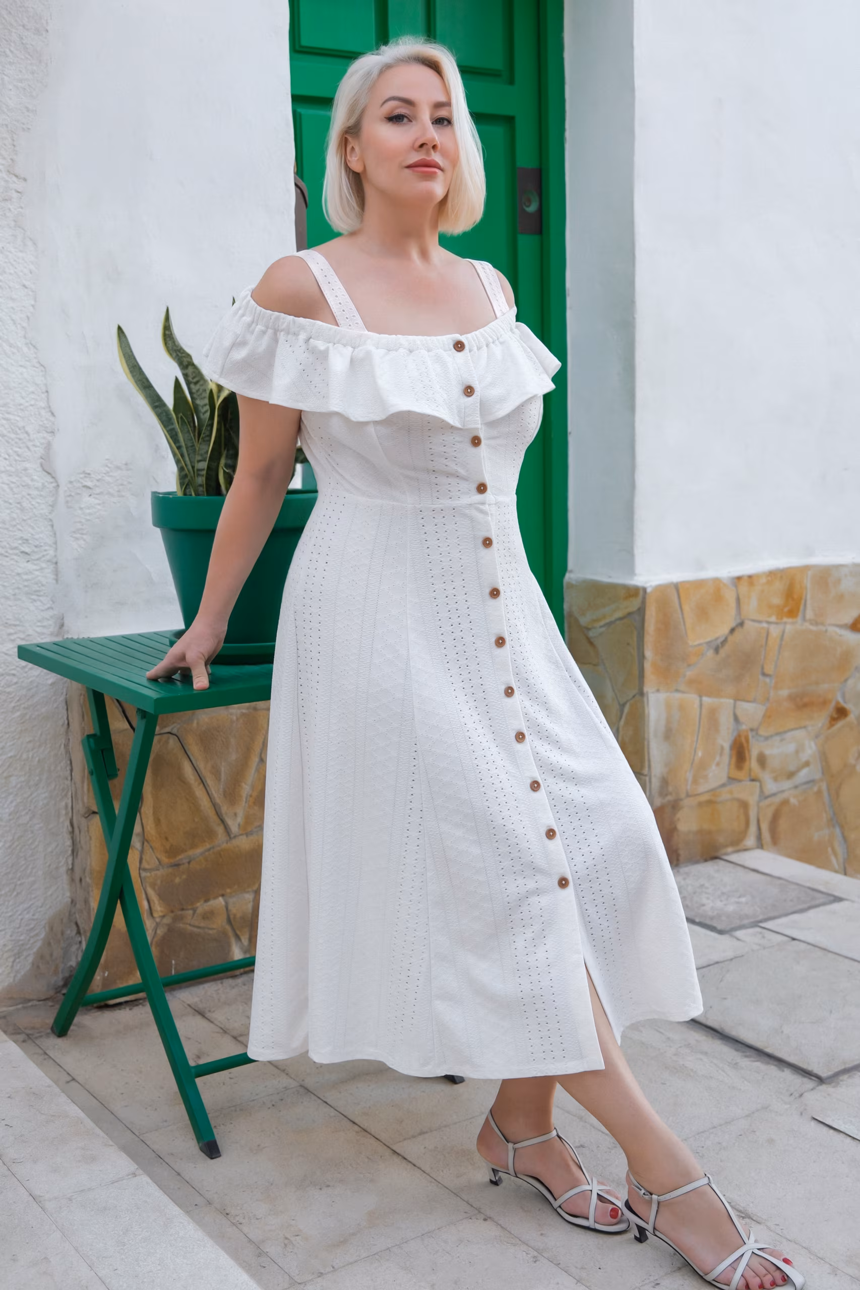 Nina 47 Alicante Spain I'm a magnetic bride ready to meet my darling