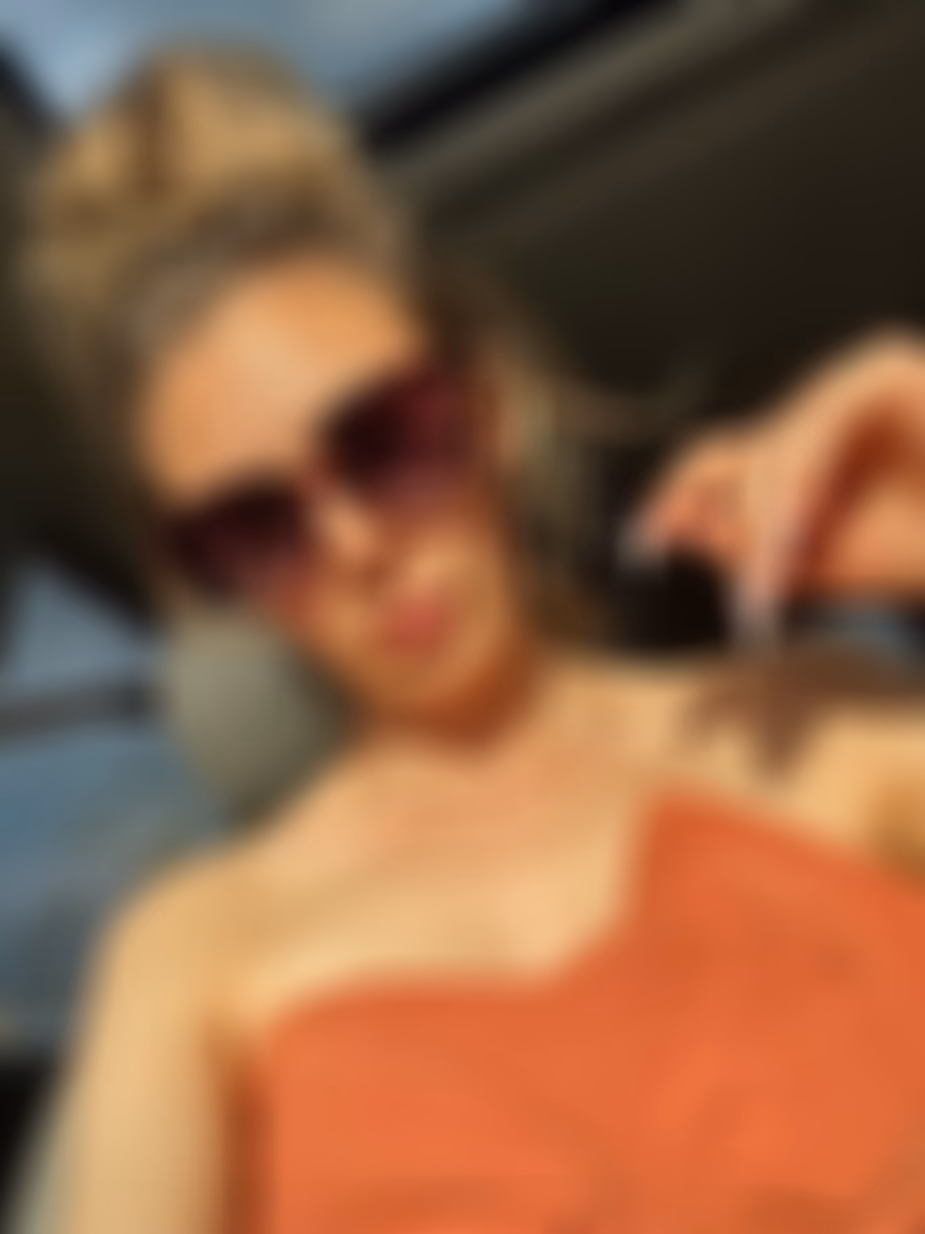 Olena 37 Kyiv Ukraine I'm an elegant bride wanting to find my other half forever