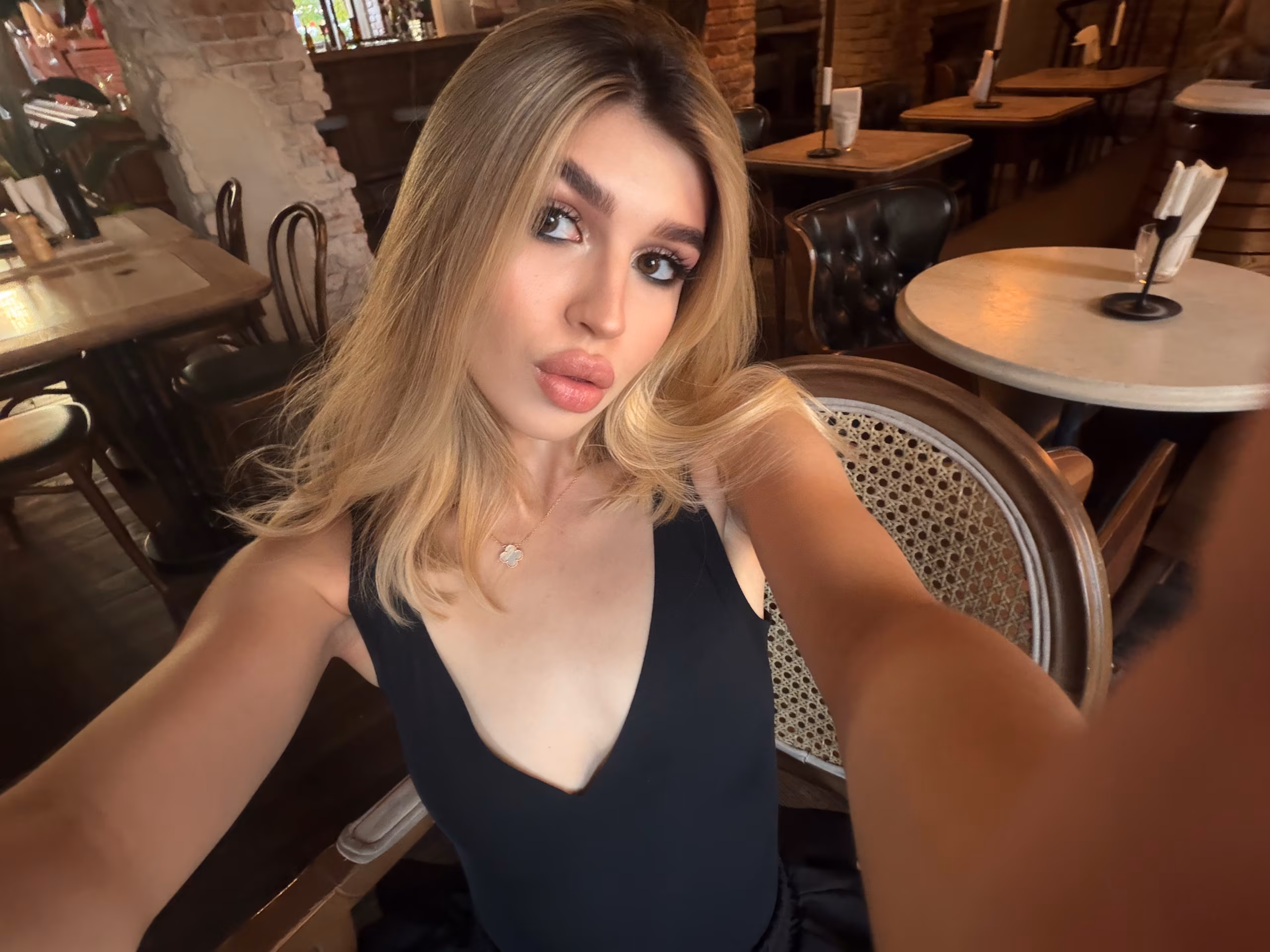 Lilia 20 Kyiv Ukraine I'm an elegant bride wanting to meet my darling man