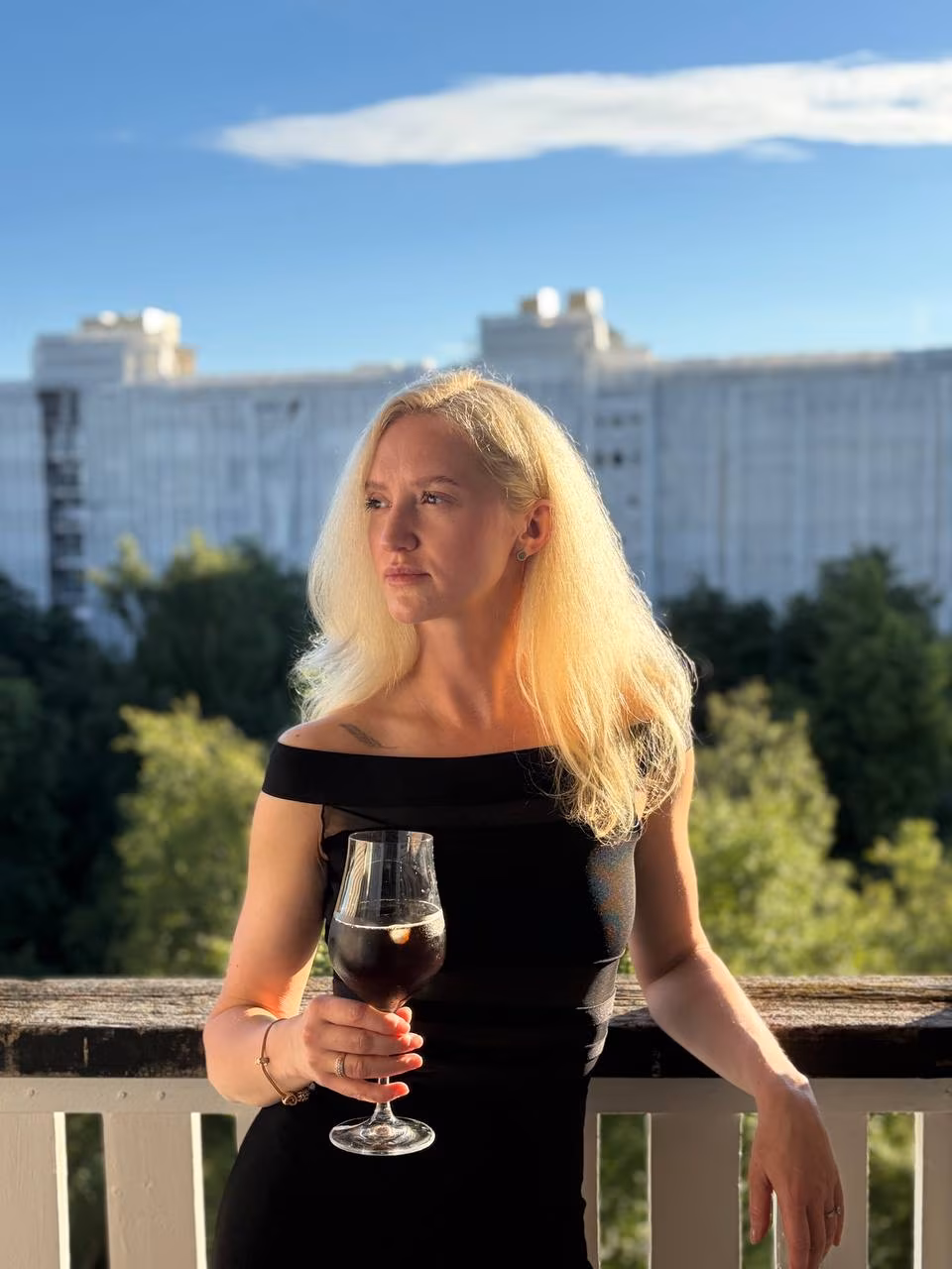 Iaroslava 42 Glukhov Ukraine I'm an incredible bride looking for my king and partner