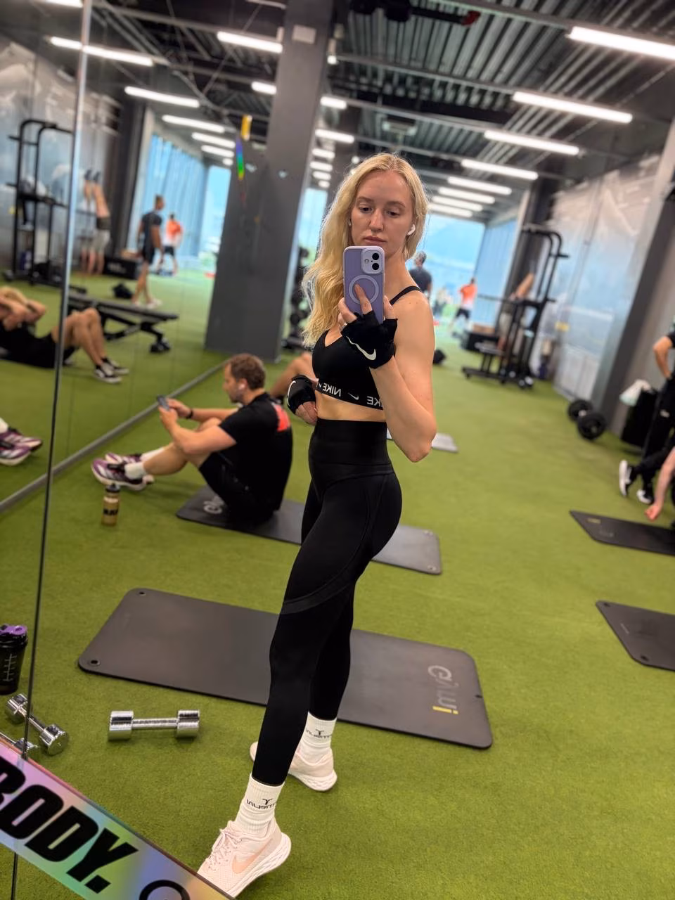 Iaroslava 42 Glukhov Ukraine I'm an incredible bride looking for my king and partner