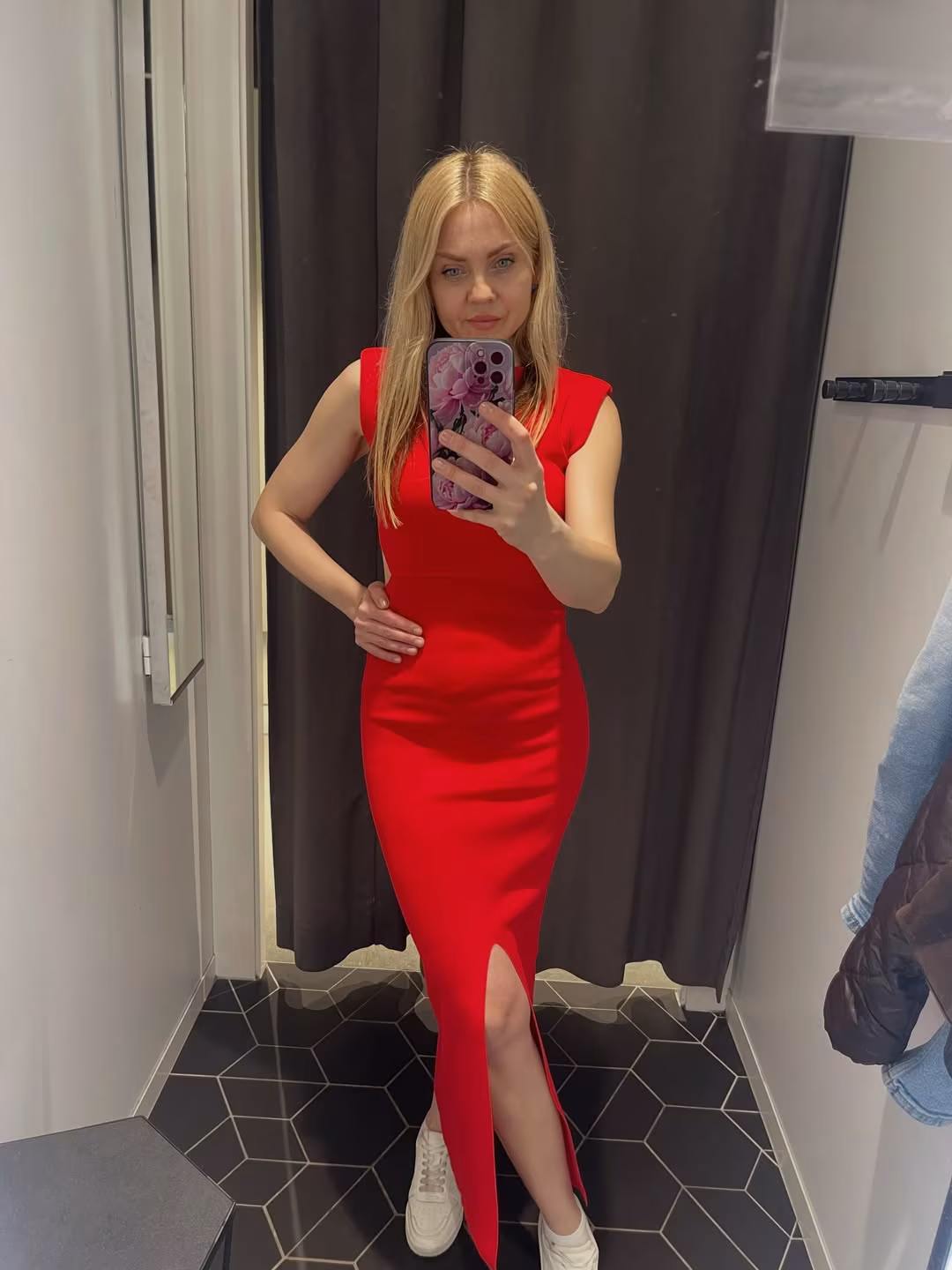 Oksana 42 Lodz(PL);Novovolynsk(UA) Poland I'm an incredible bride wanting to find my gentleman husband