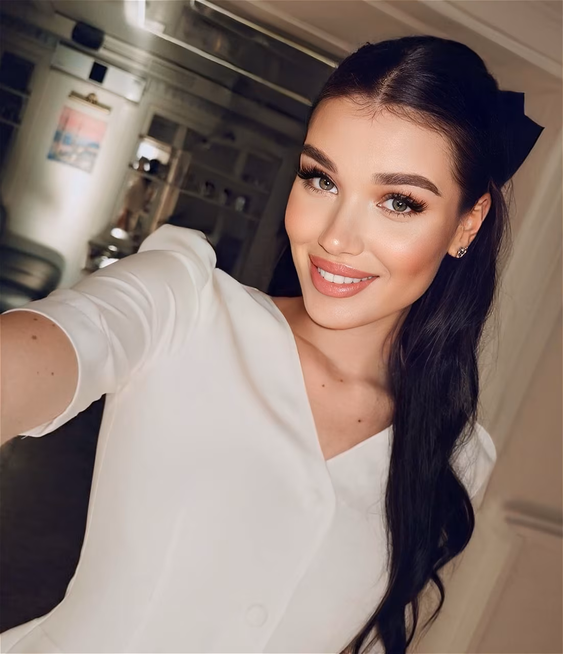 Daria 24 Khmelnytskyi Ukraine I'm a radiant bride ready to meet my king partner