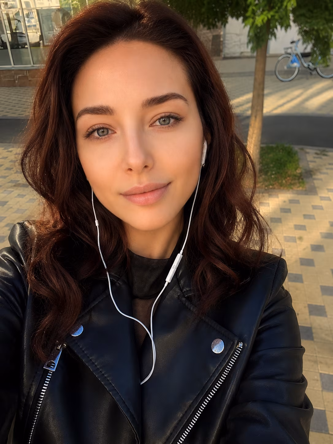 Anna 34 Kyiv  Ukraine I'm a stunning bride ready to meet my future partner