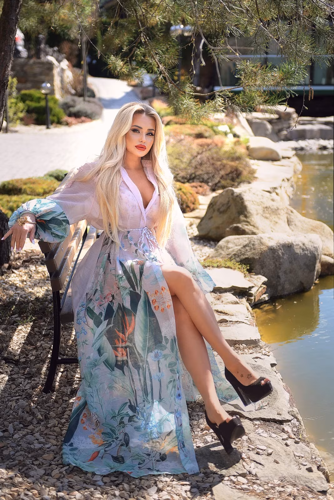 Viktoria 36 Dnepr Ukraine I'm a beautiful bride who wants my one and only