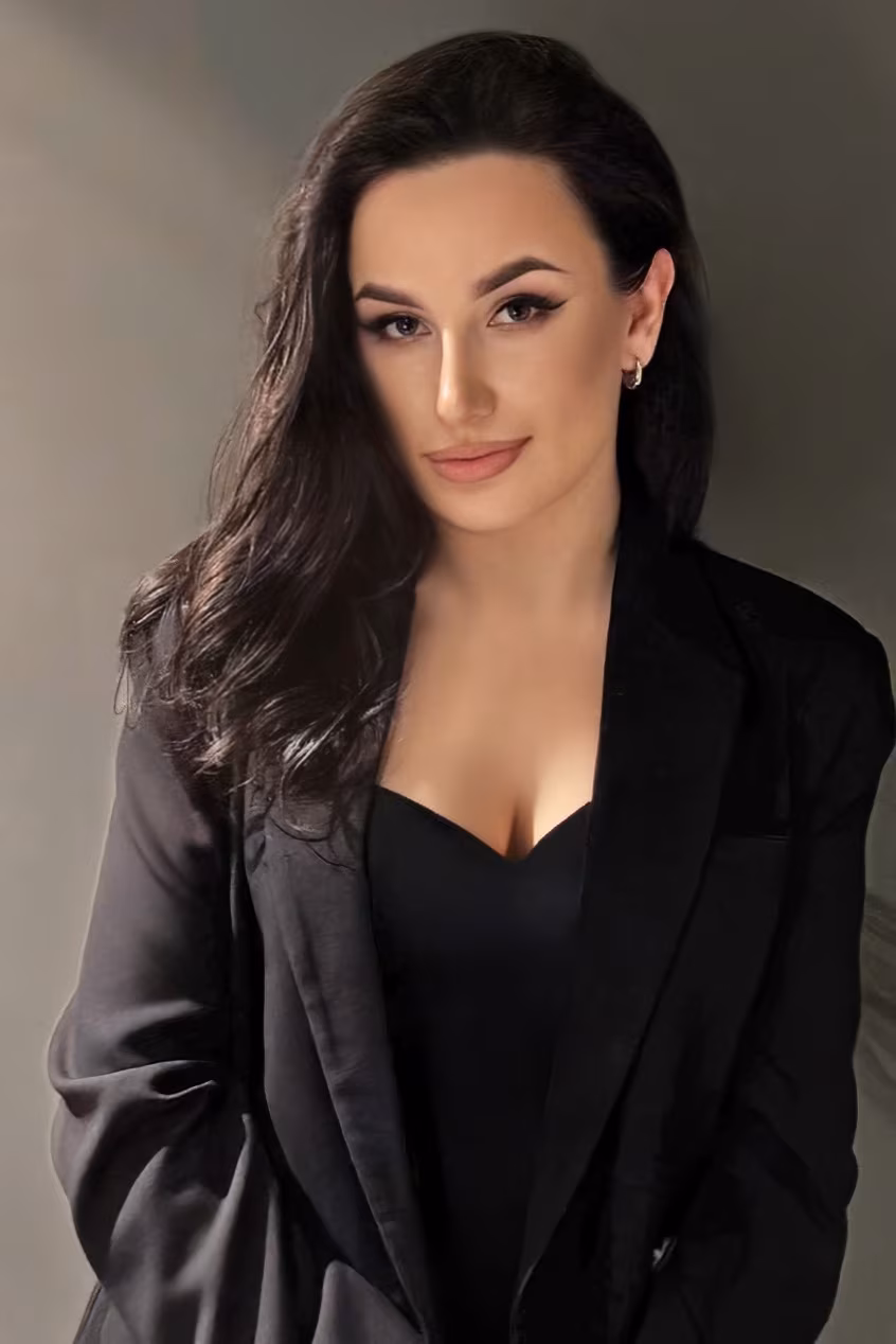 Roksolana 29 Kyiv  Ukraine I'm a fantastic bride wanting to meet my companion