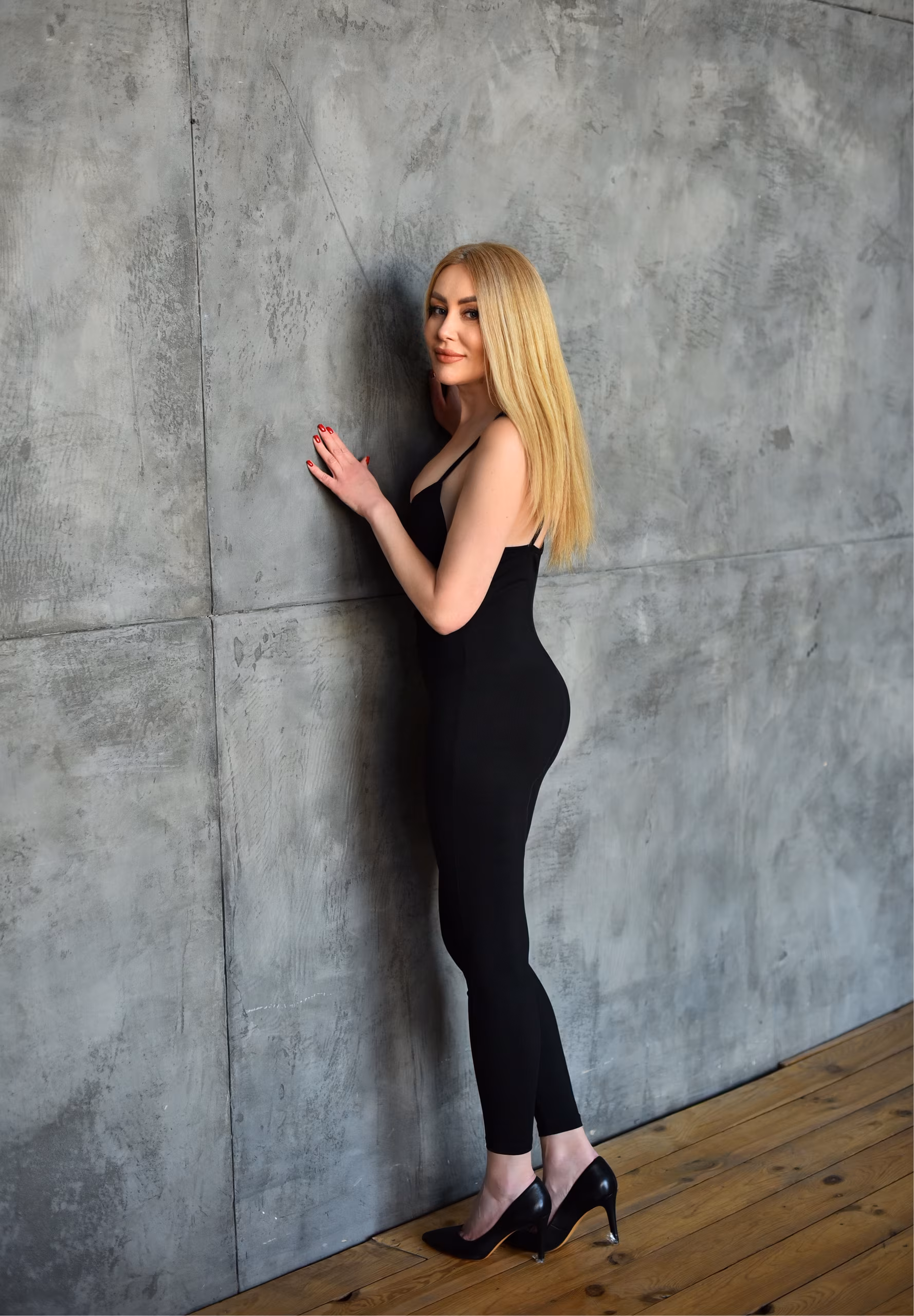 Svitlana 46 Kyiv Ukraine I'm a lovely bride looking for my other half man