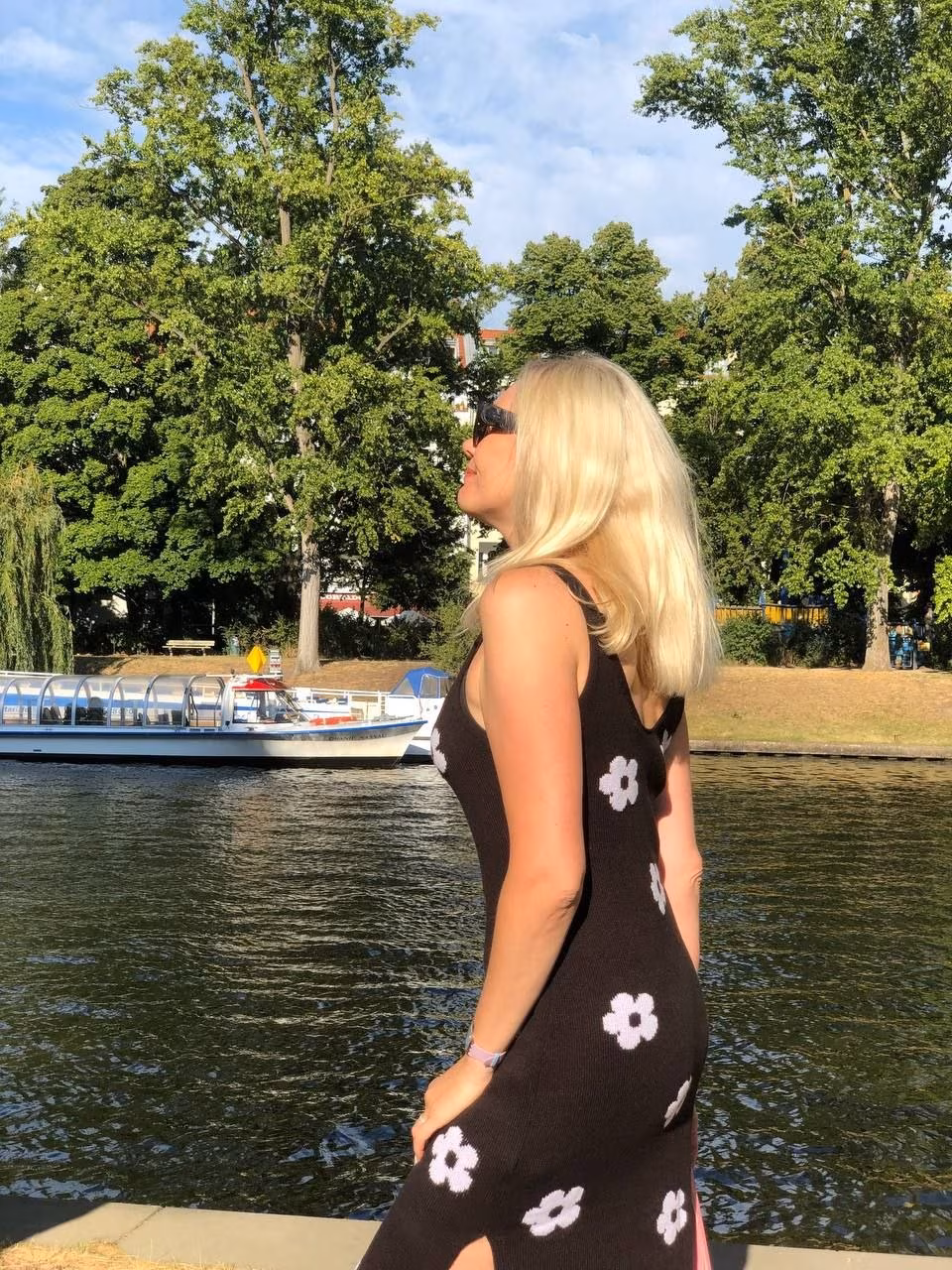 Yuliia 47 Berlin Germany I'm a fantastic bride wanting to find my gentleman soulmate