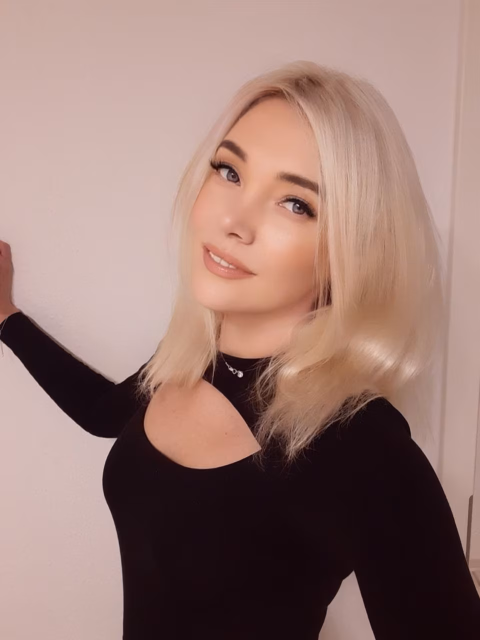 Yuliia 47 Berlin Germany I'm a graceful bride searching for my perfect gentleman