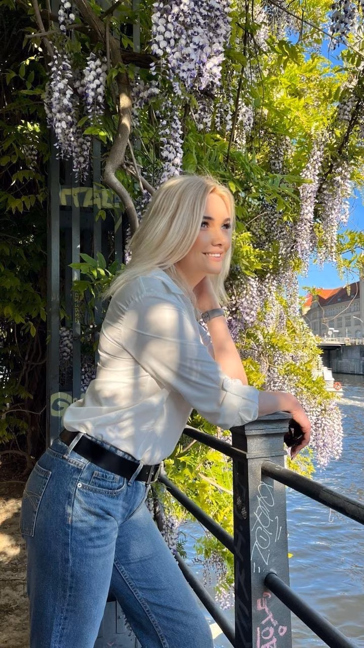 Yuliia 47 Berlin Germany I'm a graceful bride searching for my perfect gentleman