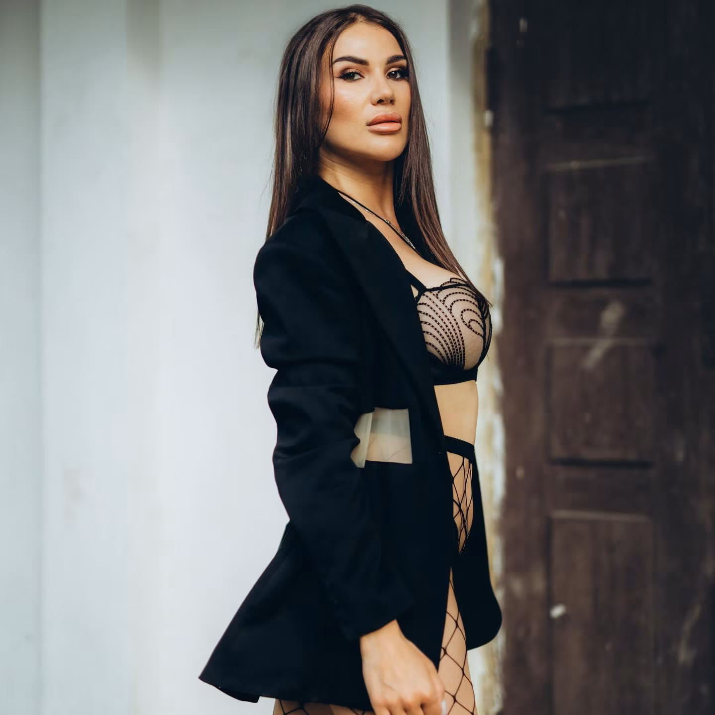 Alina 33 Novohrad-Volynskyi Ukraine I’m a captivating bride who needs my king