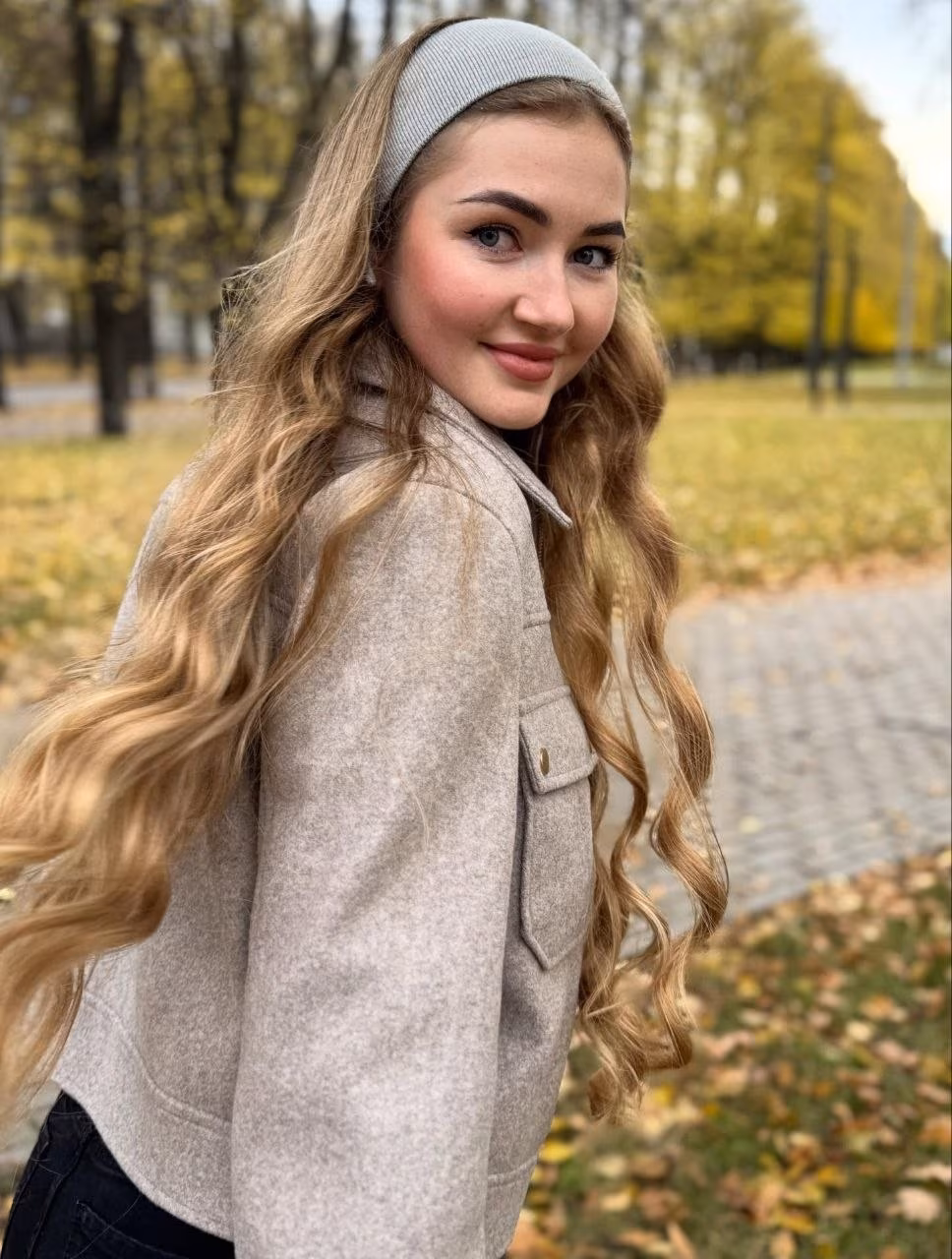 Daryna 23 Sumy Ukraine I'm a captivating bride ready to meet my hero