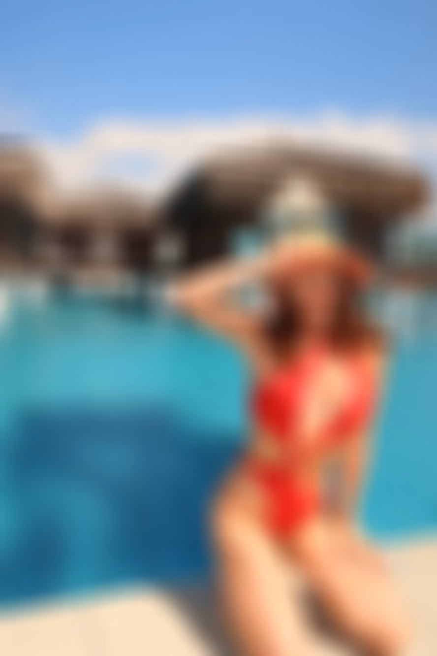 Anna 32 Beausoleil France I'm a dazzling bride ready to find my prince partner