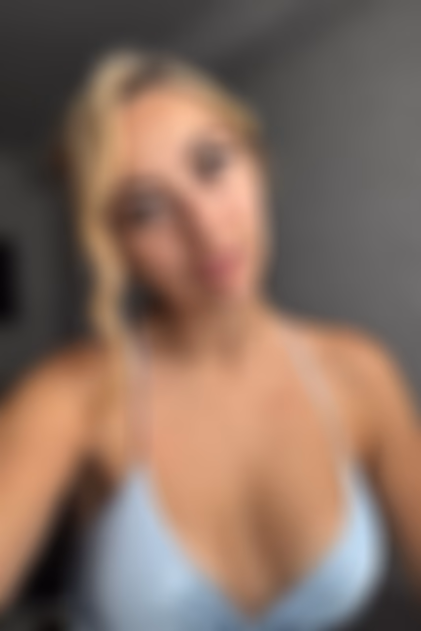 Elena 36 Kyiv  Ukraine I'm a lovely bride looking for my other half man