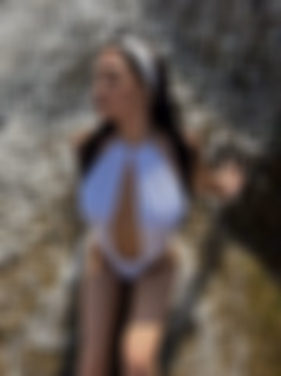 Olena 23 Kryvyi Rih Ukraine I'm an awesome bride who needs my protector