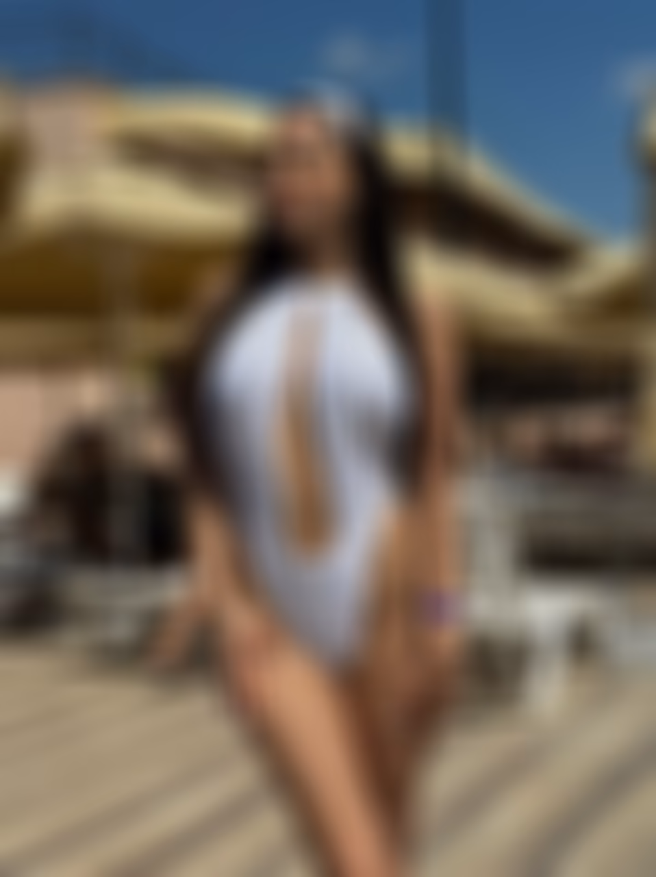 Olena 23 Kryvyi Rih Ukraine I'm an awesome bride who needs my protector