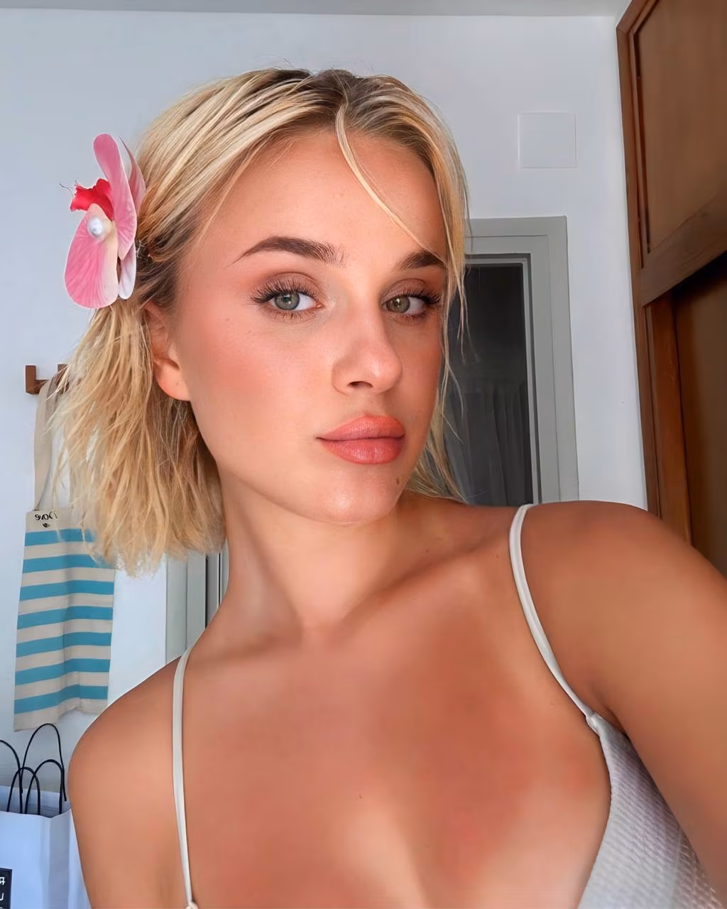 Daria 19 Kiev Ukraine I'm a radiant bride searching for my one true love