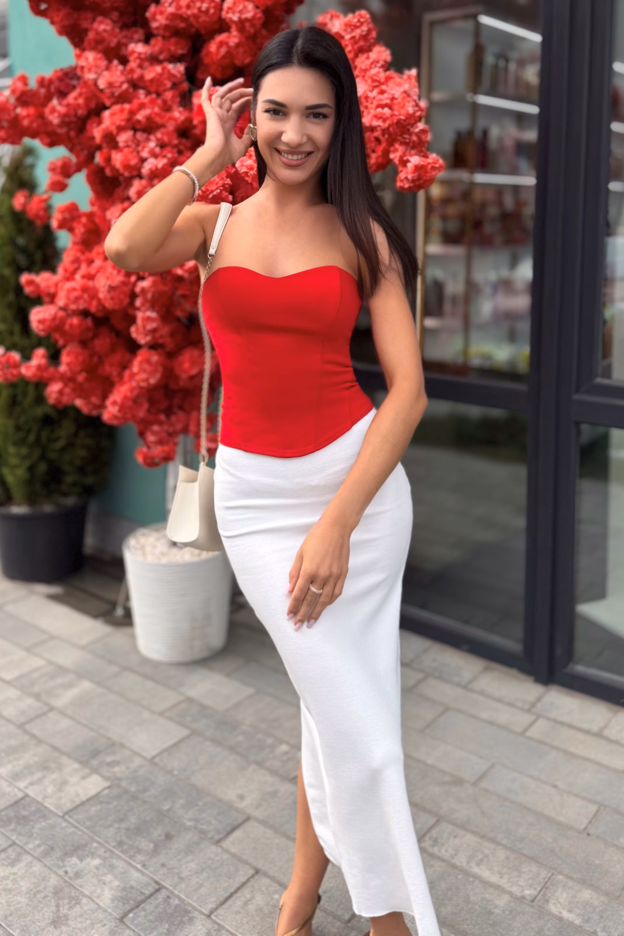 Anna 29 Kyiv  Ukraine I'm a wonderful bride wanting to find my lover for life