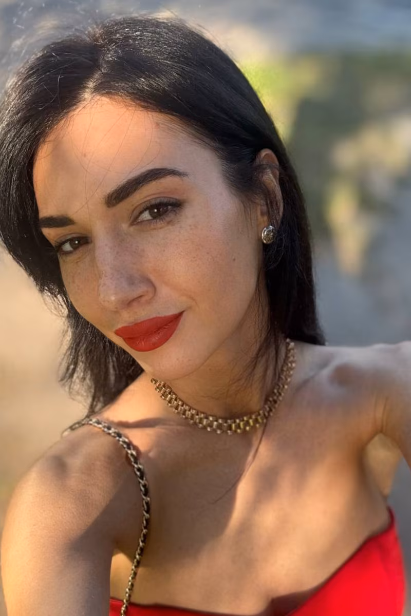 Anna 29 Kyiv  Ukraine I'm a wonderful bride wanting to find my lover for life