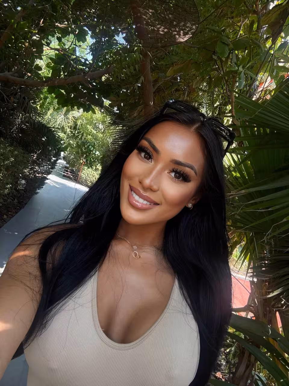 Isabella the russian bride plot